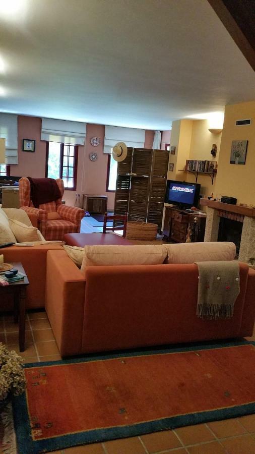 A Casa Do Buxo Villa Nogueira De Ramuin Luaran gambar