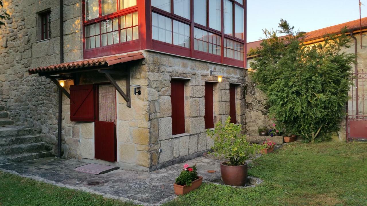 A Casa Do Buxo Villa Nogueira De Ramuin Luaran gambar