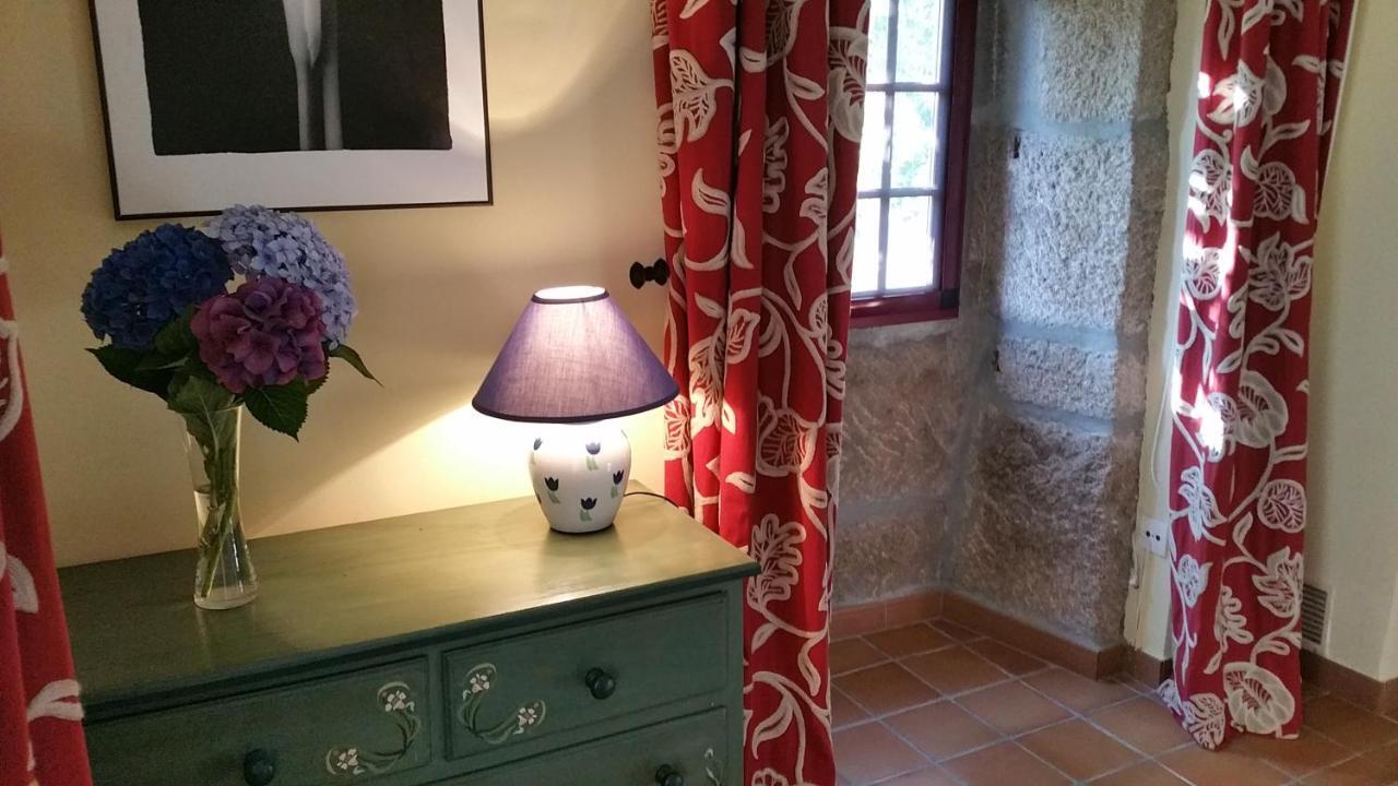 A Casa Do Buxo Villa Nogueira De Ramuin Luaran gambar